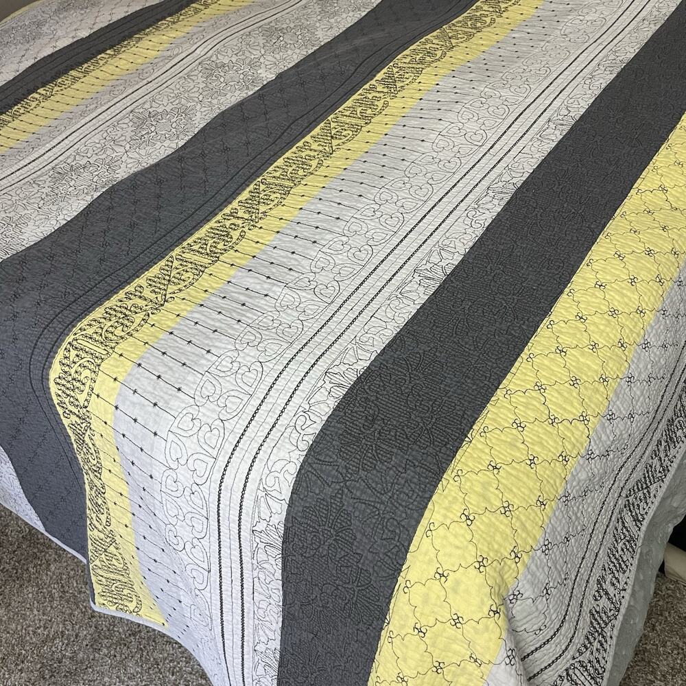 Better Homes Quilt Coverlet Queen Size Gray Yellow Black Stripe Reversible 88x98